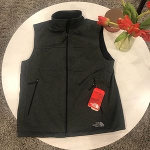 Men’s North Face vest, brand new tags still on